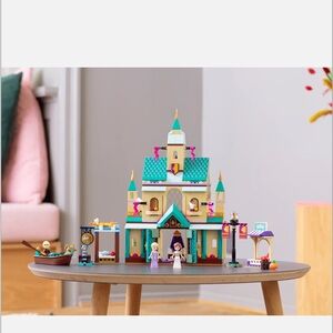 Disney Arendelle Castle Village